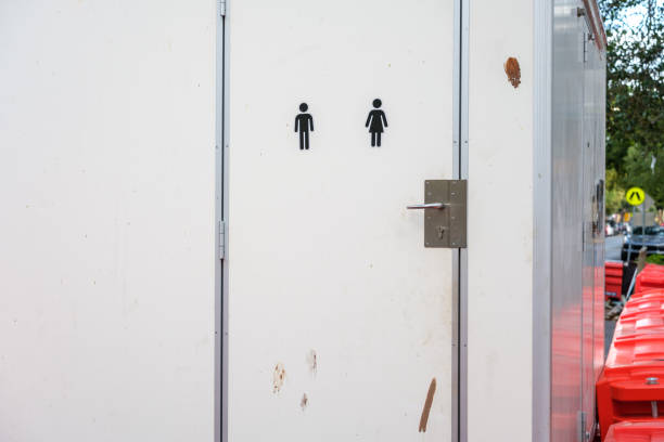 Best Temporary restroom rental  in Southgate, MI